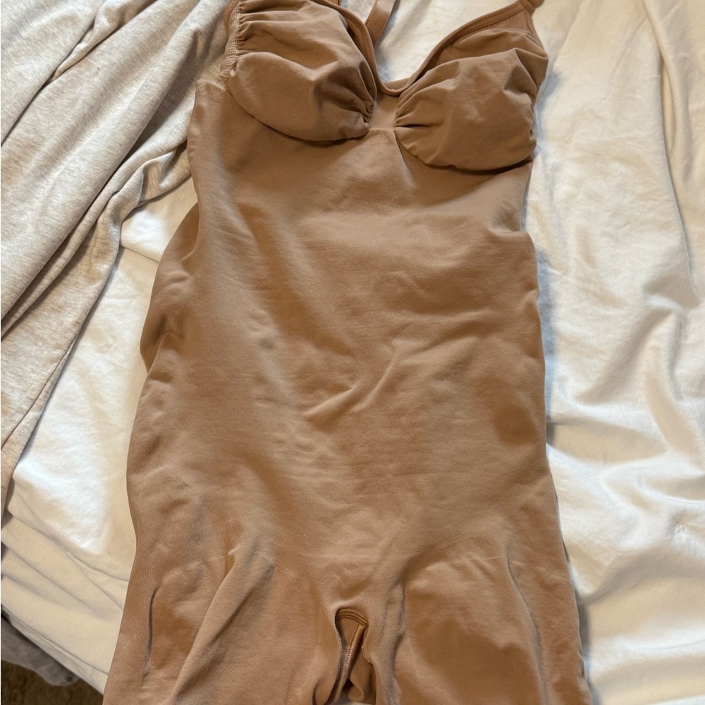 SKIMS shape wear with butt lifting effect
